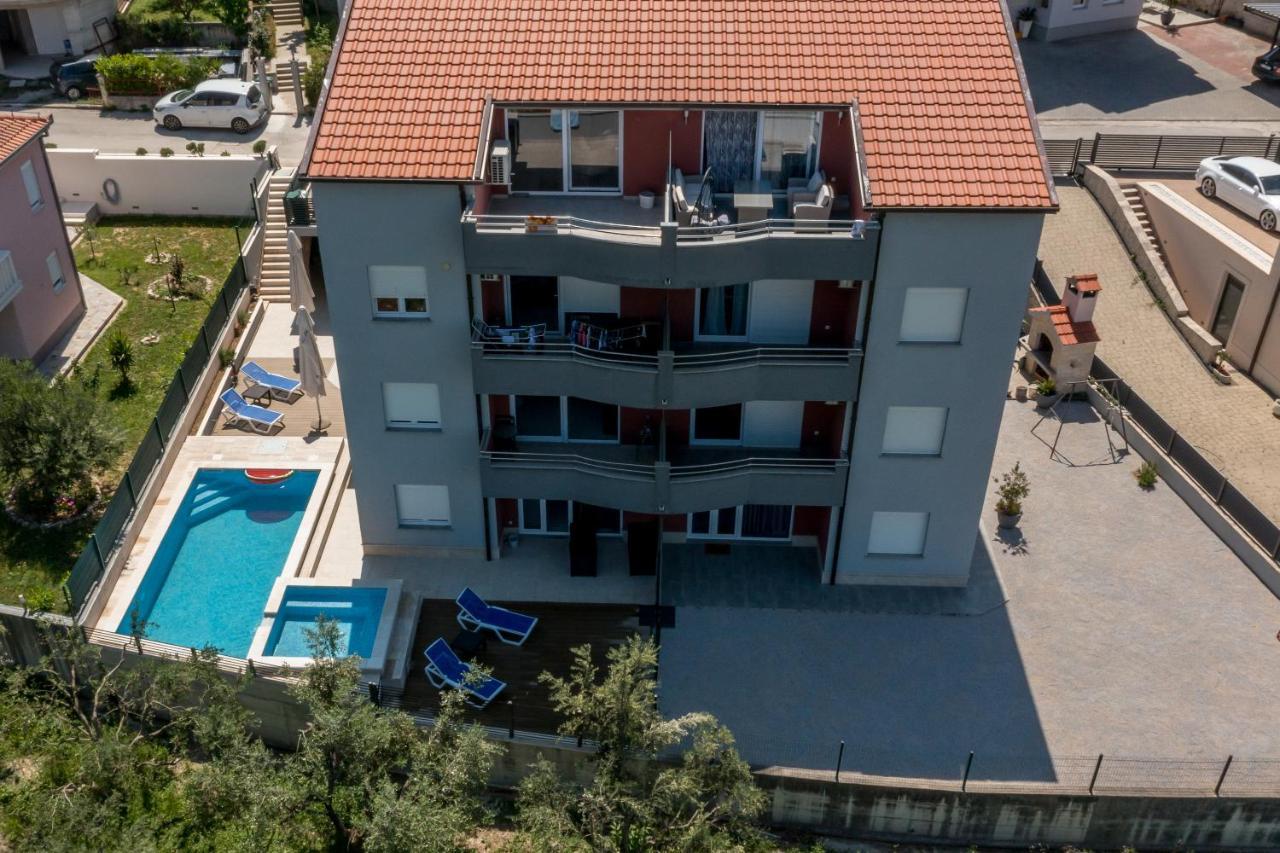 Apartments Karlo Podstrana Esterno foto